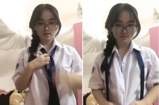 Clip sex nữ sinh cực phẩm nhất trường – Rphang