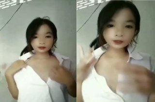 Sex nữ sinh show hàng ngay tại trường – Haysex