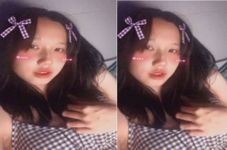 Bé non thèm được chơi con cu thật – XamVn